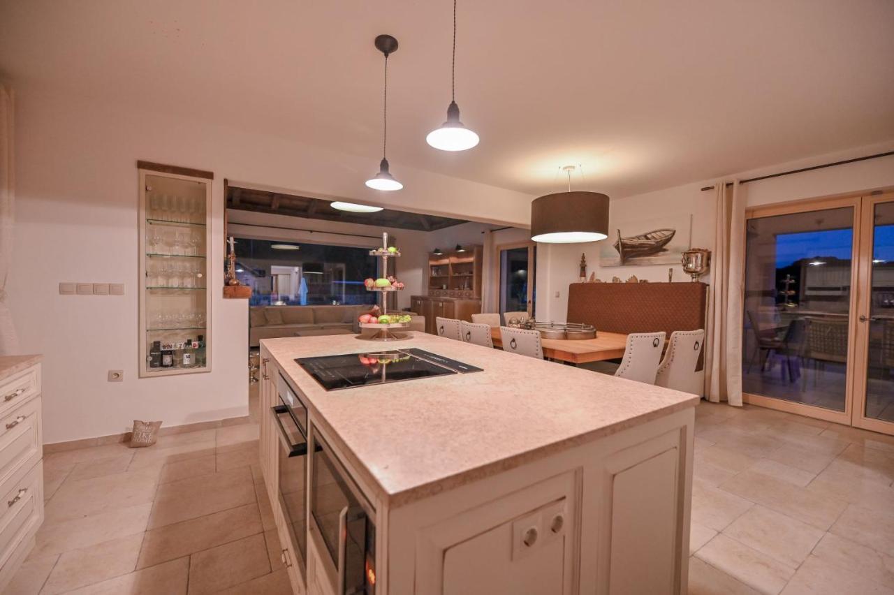 Luxury Villa Solea Barusic Kültér fotó